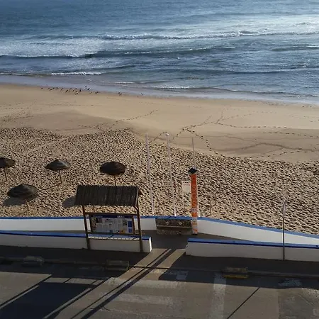 Biggie Guest house Ericeira